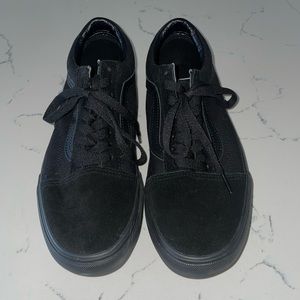 NEW - Vans Old Skool Sneakers - Black - Women Size 9 / Men Size 7.5 - NEVER WORN